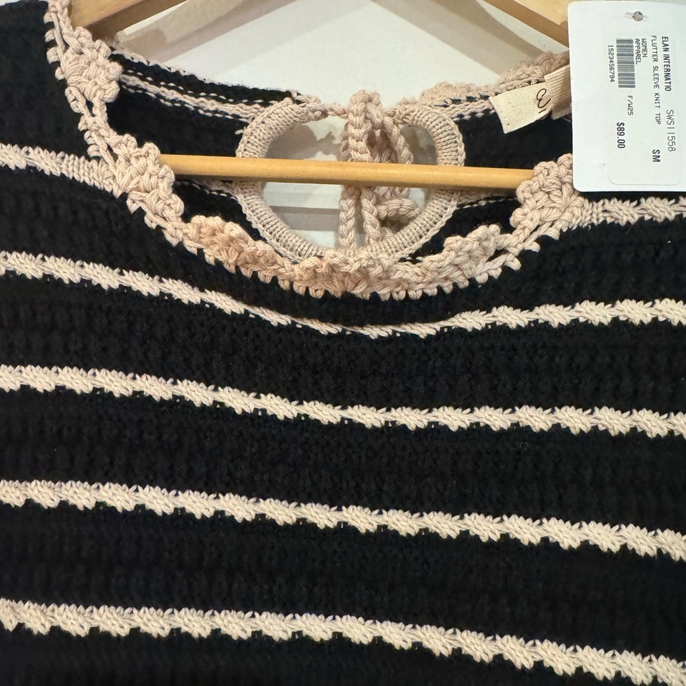 ELAN Black & Natural Striped Crochet Ruffle Sleeve Top - NWT - Picture 15 of 15